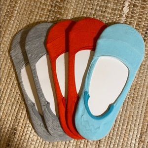 Journeys no show socks.